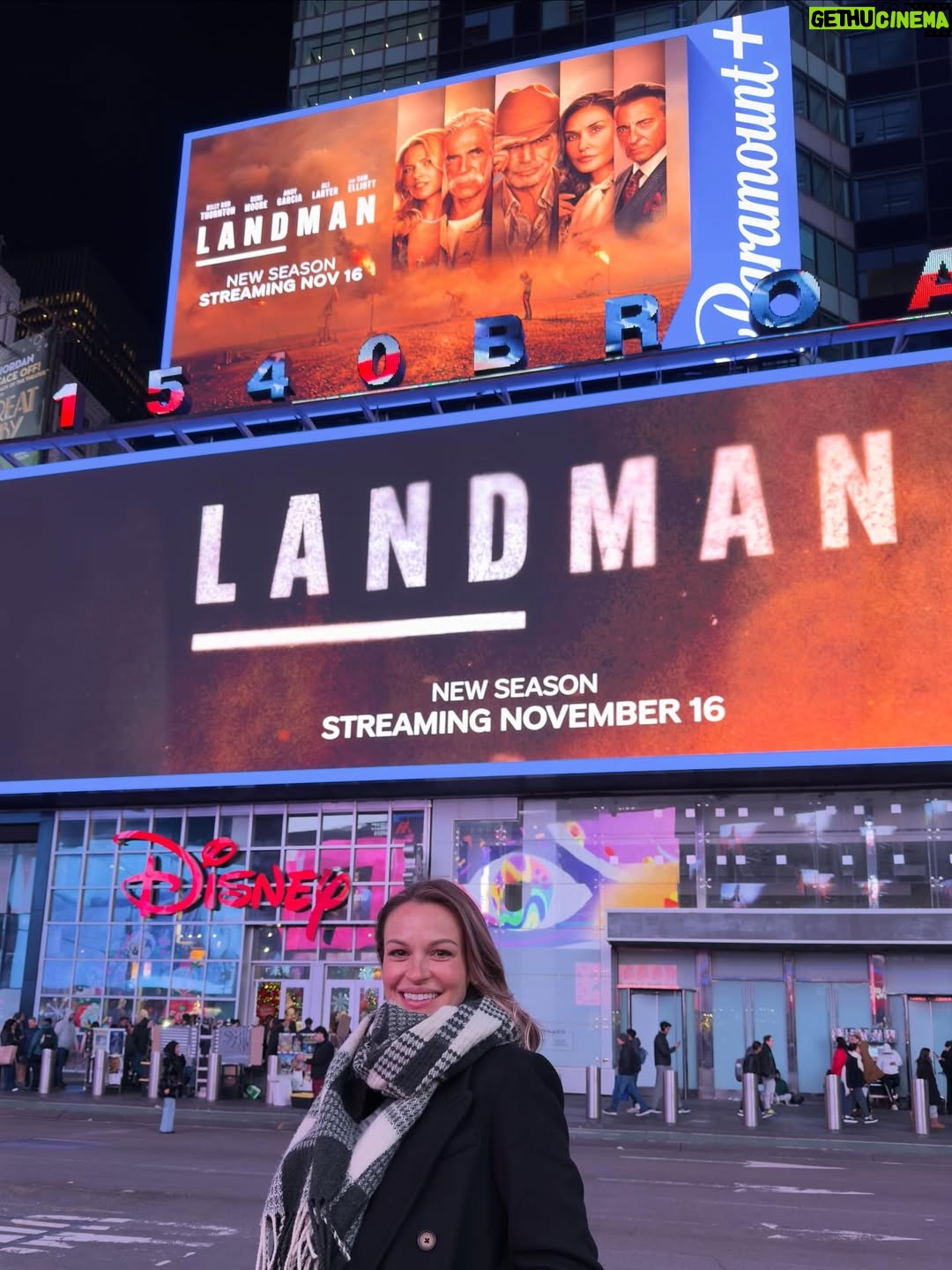 Kayla Wallace - 81.2K Likes - A big pinch me moment✨@landmanpplus 

@paramountplus