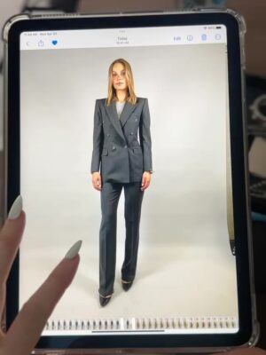 Kayla Wallace Instagram - @landmanpplus season 2 finale is so close you can taste it. I love being a part of this show and I feel so lucky we get to do this all over again 🤎