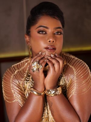 Keerthana Ravindran Instagram - Rich skin. Real glow !
Mua @nizanmakeovers
.
.
#DuskySkinMakeup
#DeepSkinMakeup
#MelaninRichSkin
#BrownSkinBeauty
#RichComplexion