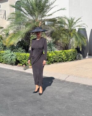Kelly Khumalo Instagram - Had to pull out an @anitaferreiradesigns to bid farewell to one of our own 👏🏽🐆🤴🏾