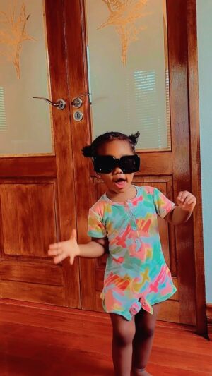 Kelly Khumalo Instagram - I could not keep this to myself🤣🤣🤣 check how the performance went a notch higher after the complement, not to mention the confidence 🤣