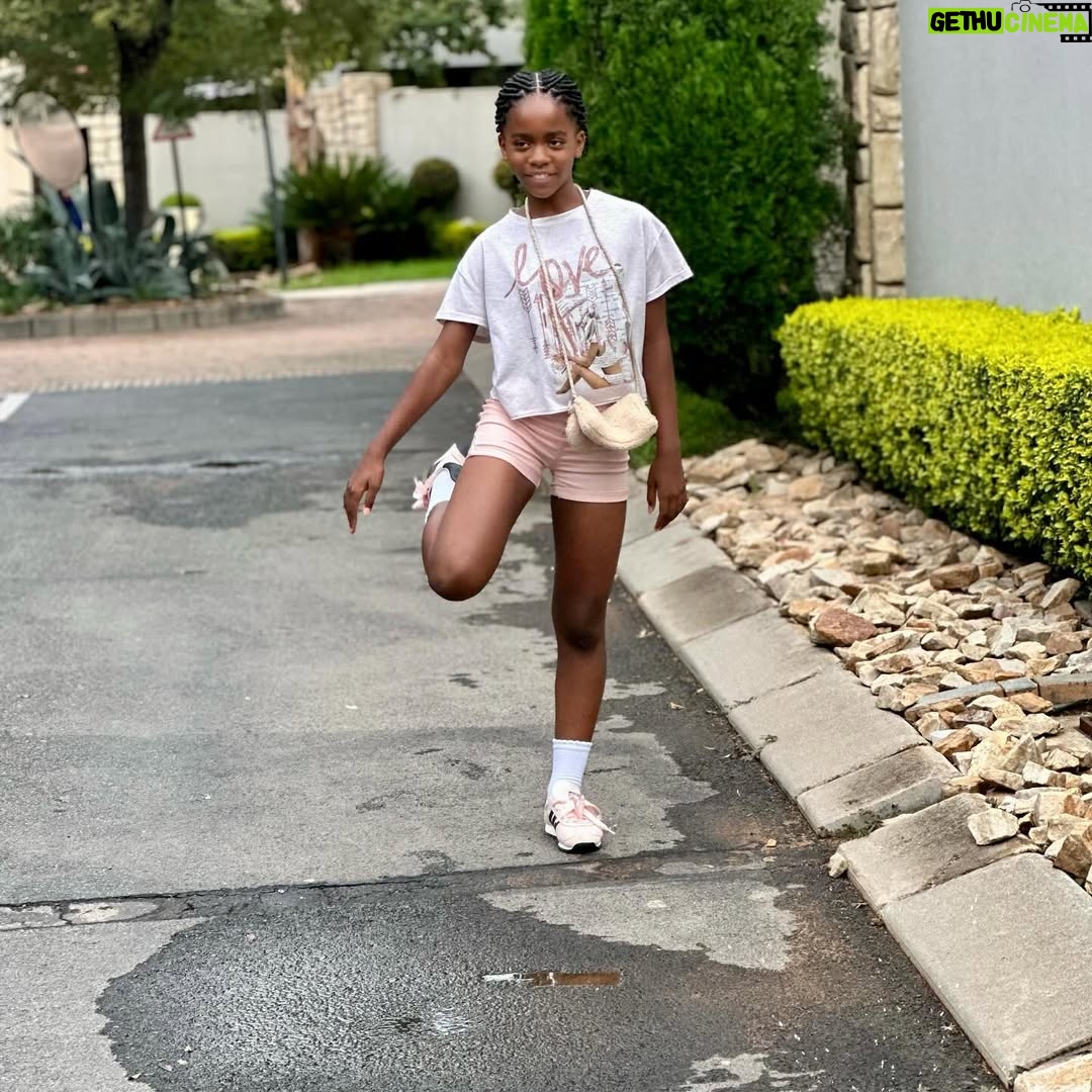 Kelly Khumalo - 51.8K Likes - Damn!…. Where did the time go…..My beautiful La chocolate 🍫 ❤️ Mamas Buzz Bee 🐝