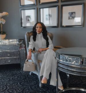 Khanyi Mbau Instagram - Dream state… 🤍✨ Abundance
Suit: @sherif_tailor