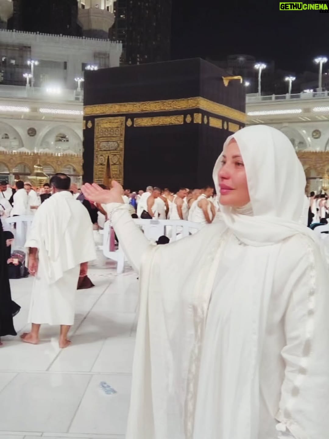 Khaoula Slimani - 114K Likes - الحمد لله الذي بلغني بيته الحرام مع من أحب : أمي و أختي ❤️🤲 اللهم زد بيتك هذا تشريفاً وتعظيماً وتكريماً وبرا و مهابة، وزد من شرفه وعظمه ممن حجه أو اعتمره تشريفاً وتعظيماً وبراً و مهابة 🤲🤲
@alsafwa.tunisie ❤️