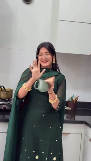 Khushbu Kundu Instagram - chaaa ki shokiiiin 🫀