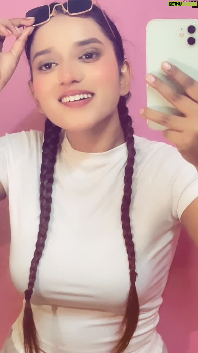 Khushi - 1.7K Likes - 