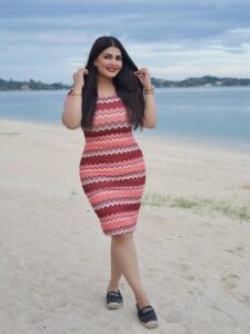 Actress Khushi Gadhvi HD Photos and Wallpapers December 2025