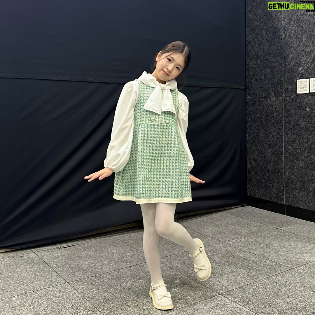 Kim Yu-ha - 2.3K Likes - 저 오늘은 노래 무대만 있어요🎤
그치만 곧,,제가 좋아하는 노래로 다시 올게용,,,😉💗💗