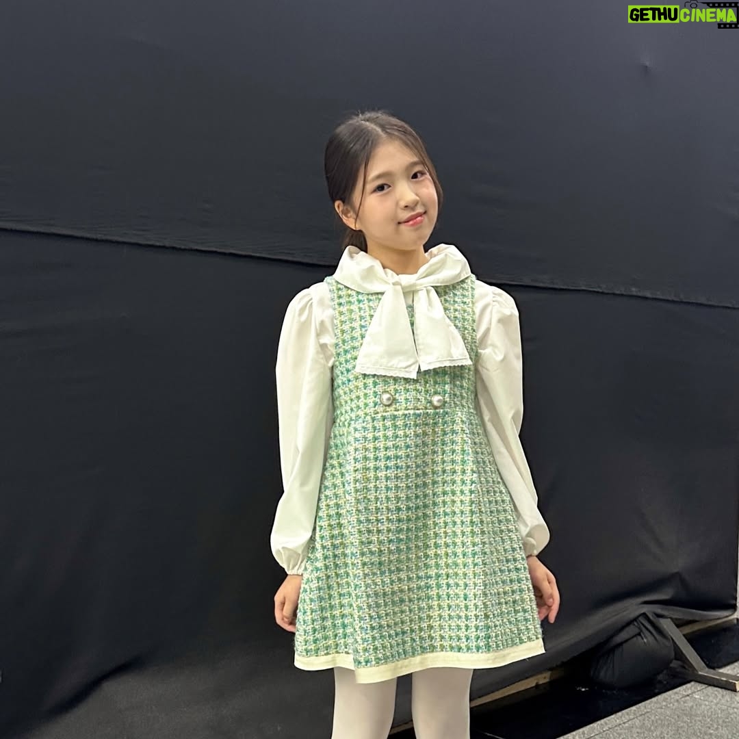 Kim Yu-ha - 2.3K Likes - 저 오늘은 노래 무대만 있어요🎤
그치만 곧,,제가 좋아하는 노래로 다시 올게용,,,😉💗💗