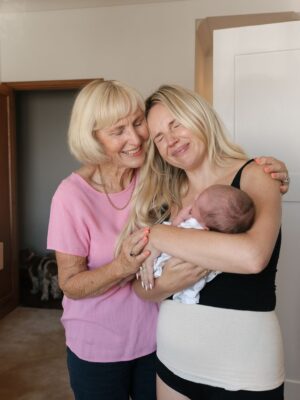 Kimberley Crossman Instagram - Happy due date our precious daughter. 

Thank you for coming a little early so we had these past few days extra with you earth side. I still can’t stop crying when I look at you. My heart has exploded and now feels like it lives entirely outside my body and in you! 

Thank you @ayshandhamish for capturing us raw and healing in this way 💓 

I can’t believe I am a mum, the best feeling and most vulnerable I have ever felt. 

What a treat 

X