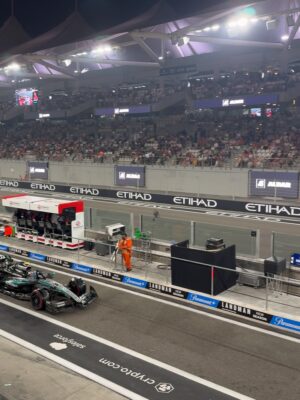 Kimia Hosseini Instagram - 💥🏎️
#F1 #GrandPrix #raceweekend #formula1