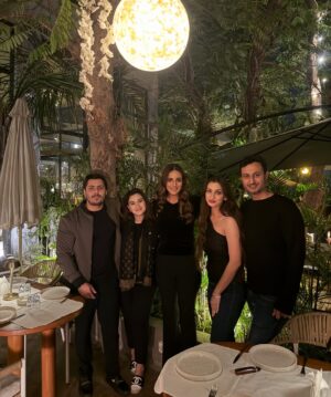 Kinza Razzak Instagram - Birthday spent right 🌸🧿
#grateful