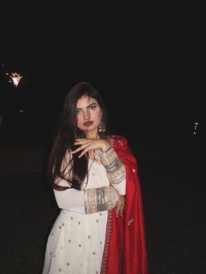 Kirti Bhatia Instagram - The only sparkle you need this दिवाली🪔🦢🪷✨
#picoftheday #diwali #foryou #explore #trending #instagram #melbourne #postviral