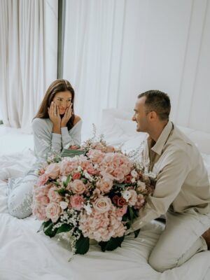Klaudia Halejcio Instagram - ✨ To był cudowny, urodzinowy poranek 🥰❤️ Dziękuję Kochanie za tę piękną niespodziankę – sprawiłeś, że dzień zaczął się magicznie! ✨ 

#wspomnienie 😍
@patrz_wspomnienie