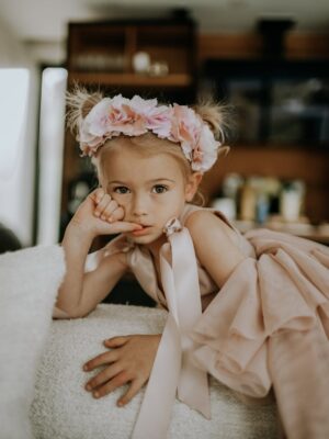 Klaudia Halejcio Instagram - Rodzinna misja specjalna: świętujemy 19. urodziny naszej Tosi 🎂❤️
Zgadnijcie — która twarz to kopia której? 😄

📸 @patrz_wspomnienie