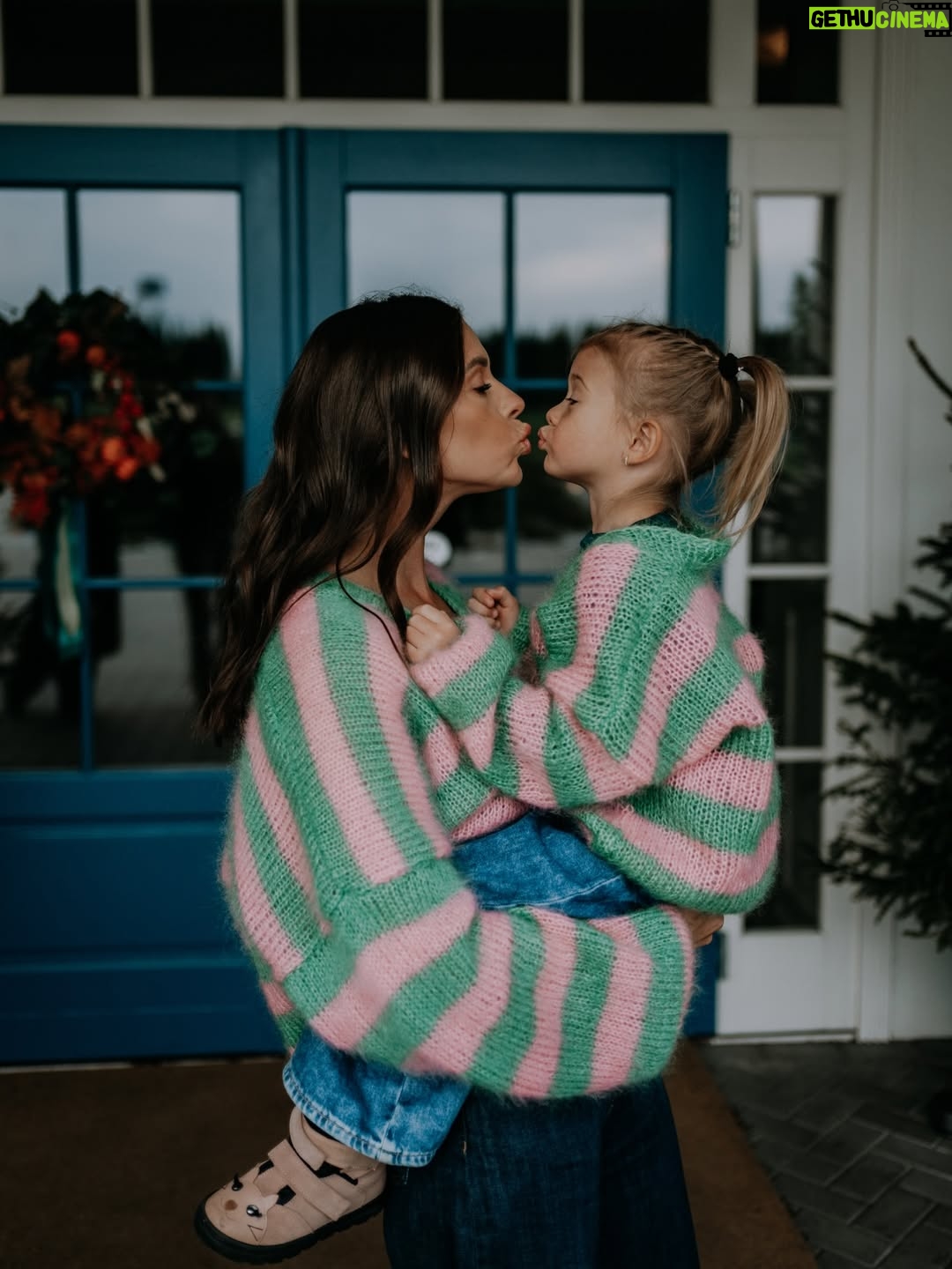 Klaudia Halejcio - 51.6K Likes - Moja wersja mini, ale z dużo większym urokiem 🤩 #nel 

📷 @patrz_wspomnienie