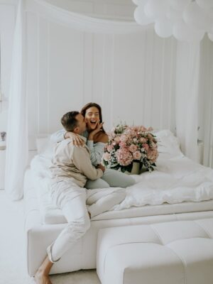 Klaudia Halejcio Instagram - ✨ To był cudowny, urodzinowy poranek 🥰❤️ Dziękuję Kochanie za tę piękną niespodziankę – sprawiłeś, że dzień zaczął się magicznie! ✨ 

#wspomnienie 😍
@patrz_wspomnienie