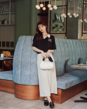 Kokoro Aoshima Instagram - ・
@proportionbodydressing × @bijinhyakka 
6月号美人百花様とプロポ様のHPに載っております

今回も綺麗なお姉様にして頂きました🪽
他にも美し可愛よいお洋服が紙面、HP共にたくさんありますのでぜひ。
・
・
そして今月号の @vocemagazine でも変身しております。長井様マジック🤍
・
https://mix.tokyo/blogs/feature/250523-pbd-bijinhyakka?slider_bnr