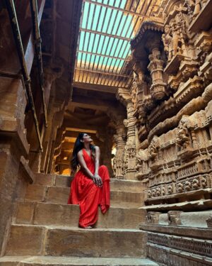 Komal Gudan Instagram - “Jaisalmer, YOU BEAUTY ☀️ 🐪
Already stolen our heart & it’s just day 1
Walking through the Fort and the Golden City feels like stepping into a living painting. The narrow lanes are alive with Colors. Every turn surprises you with something beautiful Can’t wait to explore more of this golden wonderland! ✨ #GoldenCity