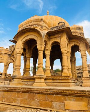 Komal Gudan Instagram - “Jaisalmer, YOU BEAUTY ☀️ 🐪
Already stolen our heart & it’s just day 1
Walking through the Fort and the Golden City feels like stepping into a living painting. The narrow lanes are alive with Colors. Every turn surprises you with something beautiful Can’t wait to explore more of this golden wonderland! ✨ #GoldenCity