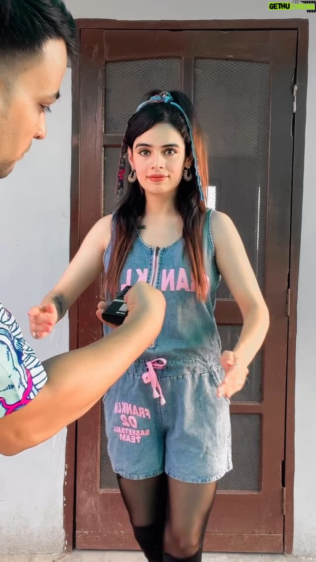 Komal Gugnani - 58.5K Likes - Kaisa Jadu kia😃 

#komalgugnani #barbiedoll #reels #reelsinstagram #trending #dance #dolldance @roboticwoman #haryanvibarbiedoll