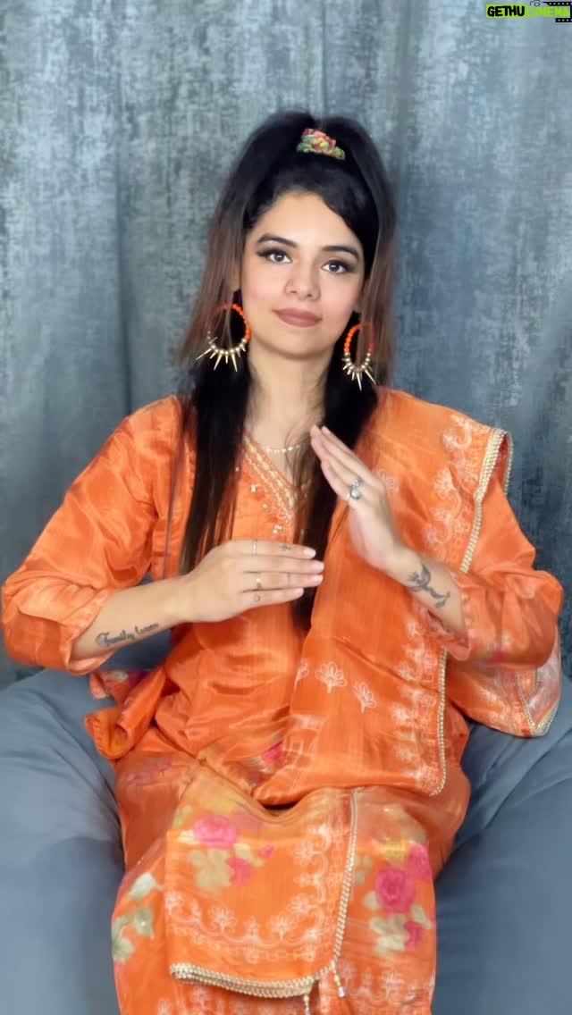 Komal Gugnani - 162.6K Likes - Thumak Thumak 🧡
Outfit: @umang_ethnic 
#thumakthumak #dolldancebykomal #komalgugnani #barbiedoll #reels #trending