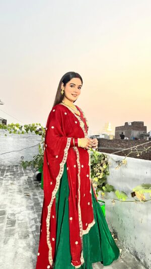 Komal Gugnani Instagram - @mk_monusingh ❣️
