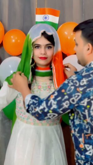 Komal Gugnani Instagram - I love my India🇮🇳♥️
#79thindependenceday #komalgugnani #independenceday #indianbarbiedoll #jaibharat