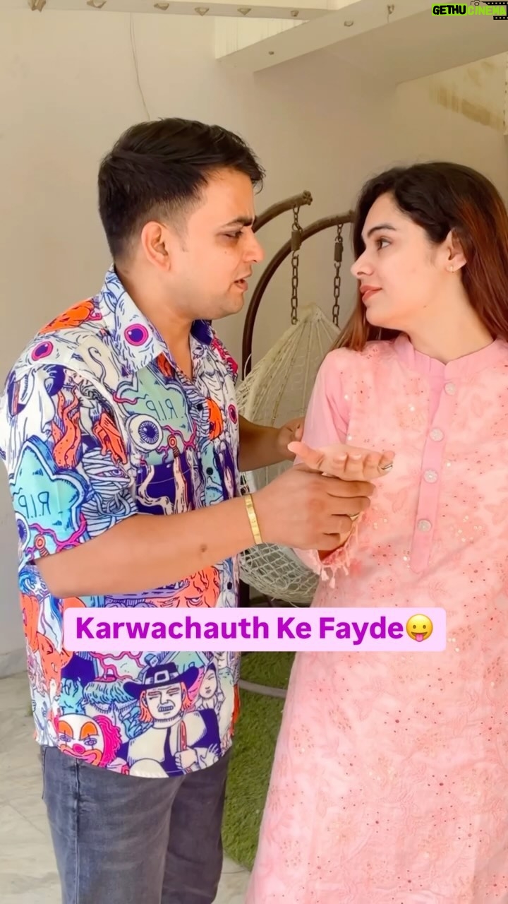 Komal Gugnani - 10.5K Likes - Ap b nikalwalo Pati se paise😂😂 @mk_monusingh 
Voice credit: @sameermalik2910 #JAFBOYS 

#fajita #comedy #karwachauthcomedy #karwaspecial #couplecomedy #husbandwifecomedy #komalgugnani #mksingh