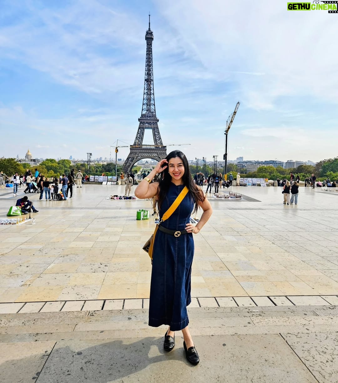 Komal Rizvi - 277 Likes - Can't believe it's been three weeks! Missing one of my most favorite cities!