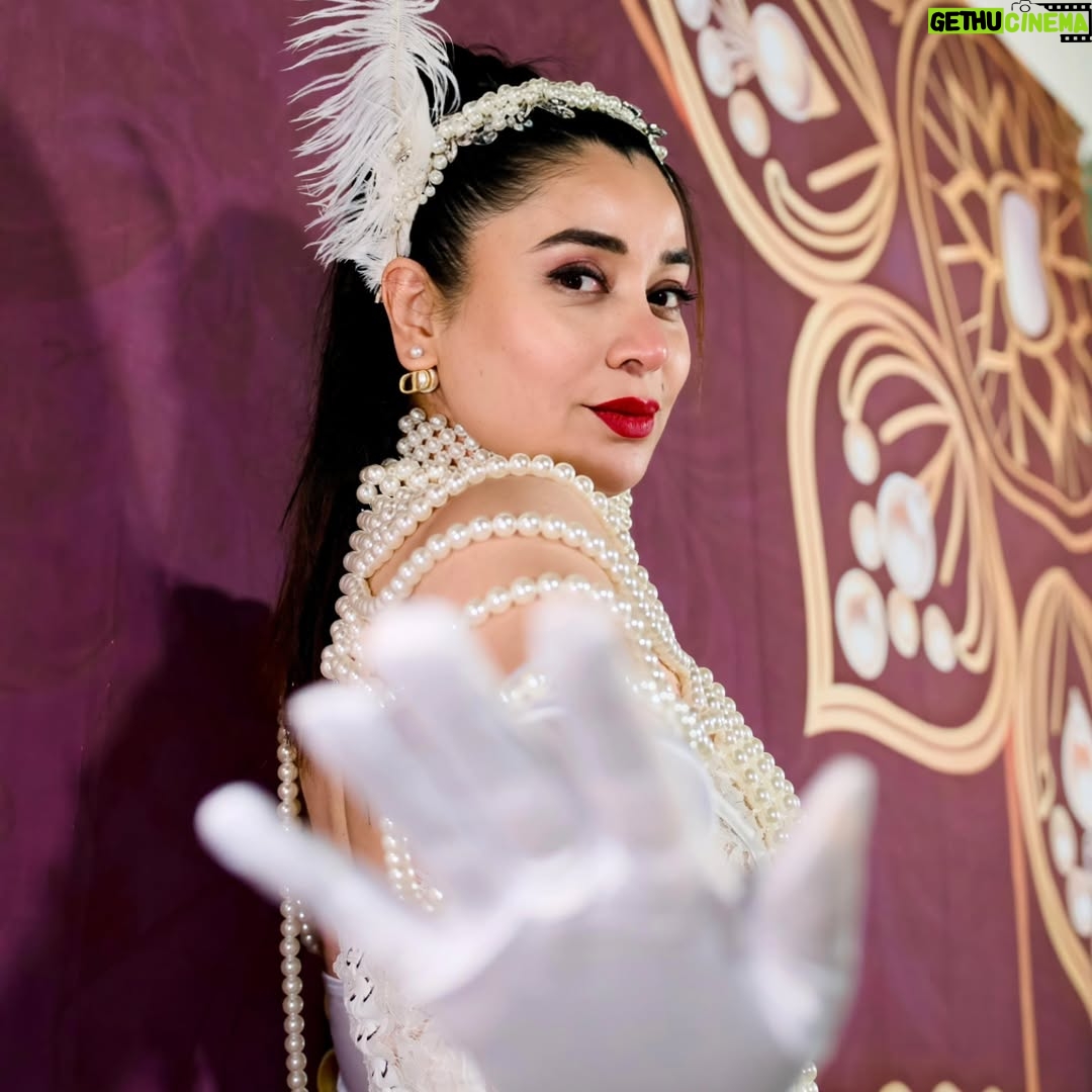 Komal Rizvi - 277 Likes - 