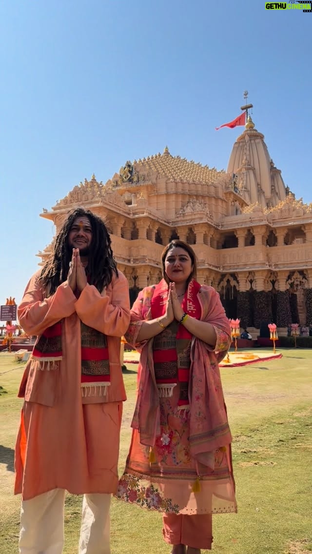 Komal Saklani - 356.1K Likes - *सोमनाथ स्वाभिमान पर्व* जय सोमनाथ 🚩🚩🚩