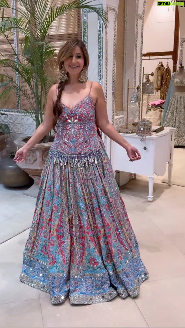 Komal Sodhi - 3.5K Likes - 🔥