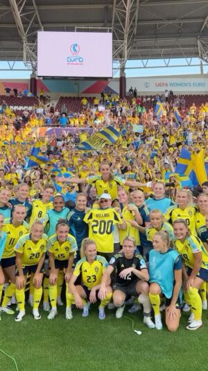 Kosovare Asllani Instagram - Kosovare Asllani making history 💙💛

#WEURO2025