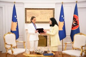Kosovare Asllani Instagram - Unforgettable and proud moment receiving the Presidential medal of merits 🏅 for my accomplishments and contribution within 
equality in sports and society.