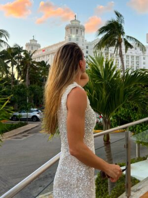 Kosovare Asllani Instagram - Work, pleasure and endless adventures🤍🌅