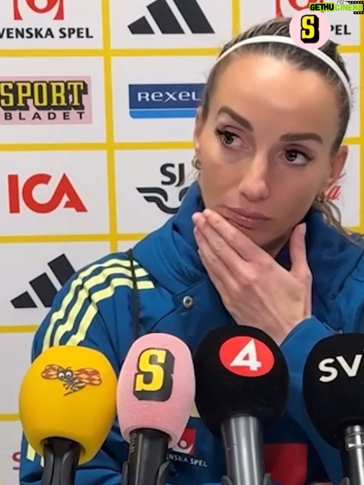 Kosovare Asllani - 10K Likes - Stockholm 💙🇸🇪