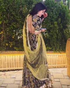 Actress Krati Saini HD Photos and Wallpapers October 2025