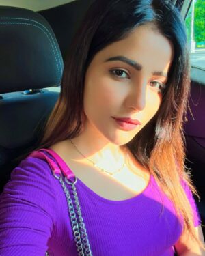Krisheka Patel Instagram - Tan lines and jetlag fade, but Memories last forever.!!💕🗽🤍#harvarduniversity🇺🇸#bostonmassachusetts#bostonusa💜