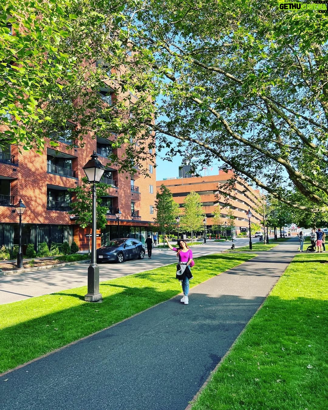 Krisheka Patel - 6.9K Likes - Tan lines and jetlag fade, but Memories last forever.!!💕🗽🤍#harvarduniversity🇺🇸#bostonmassachusetts#bostonusa💜