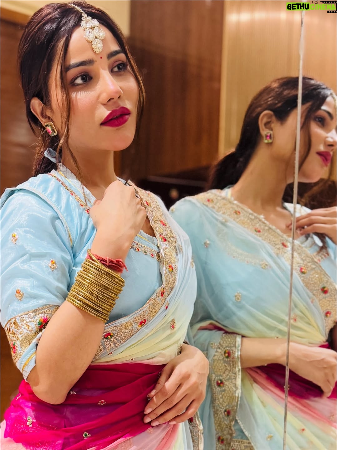 Krisheka Patel - 5.4K Likes - #diwalidump2025🪔🧿 #marwadiattire❤#rajasthani