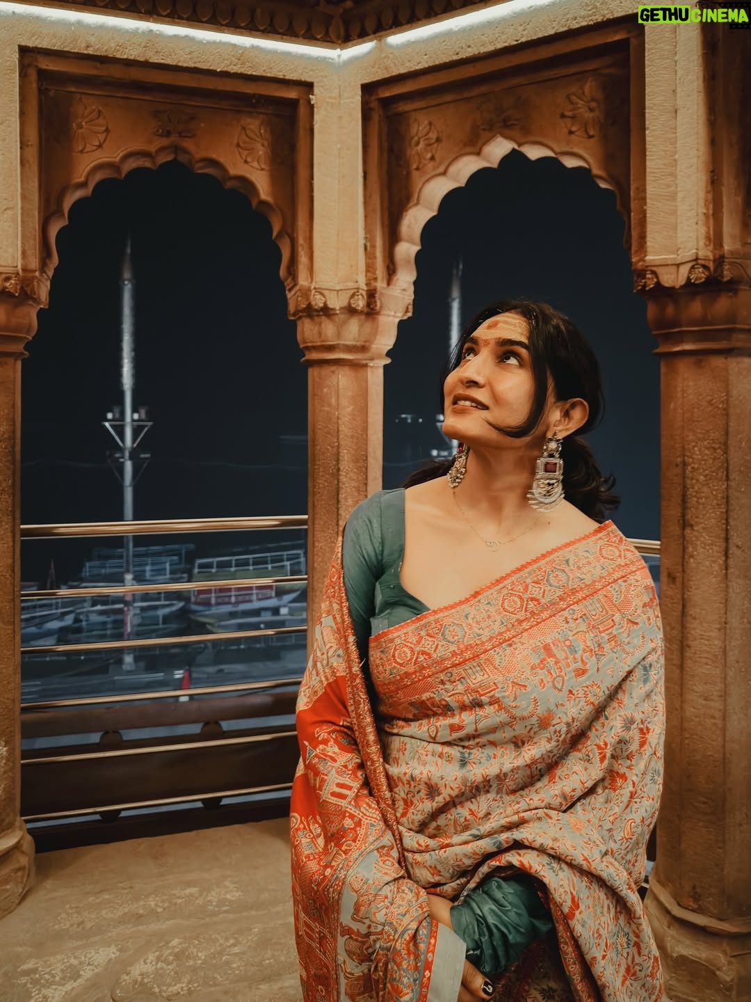 Krishi Thapanda - 62.5K Likes - My Strength, my Hope, and my protector ✨🤍🧿🌙 
#Kashi
