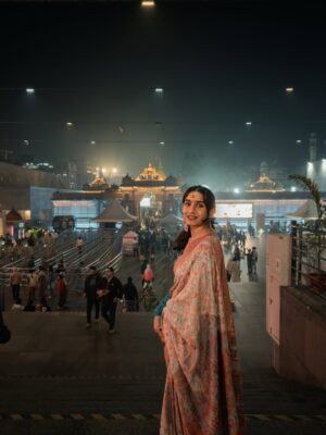 Krishi Thapanda Instagram - My Strength, my Hope, and my protector ✨🤍🧿🌙 
#Kashi