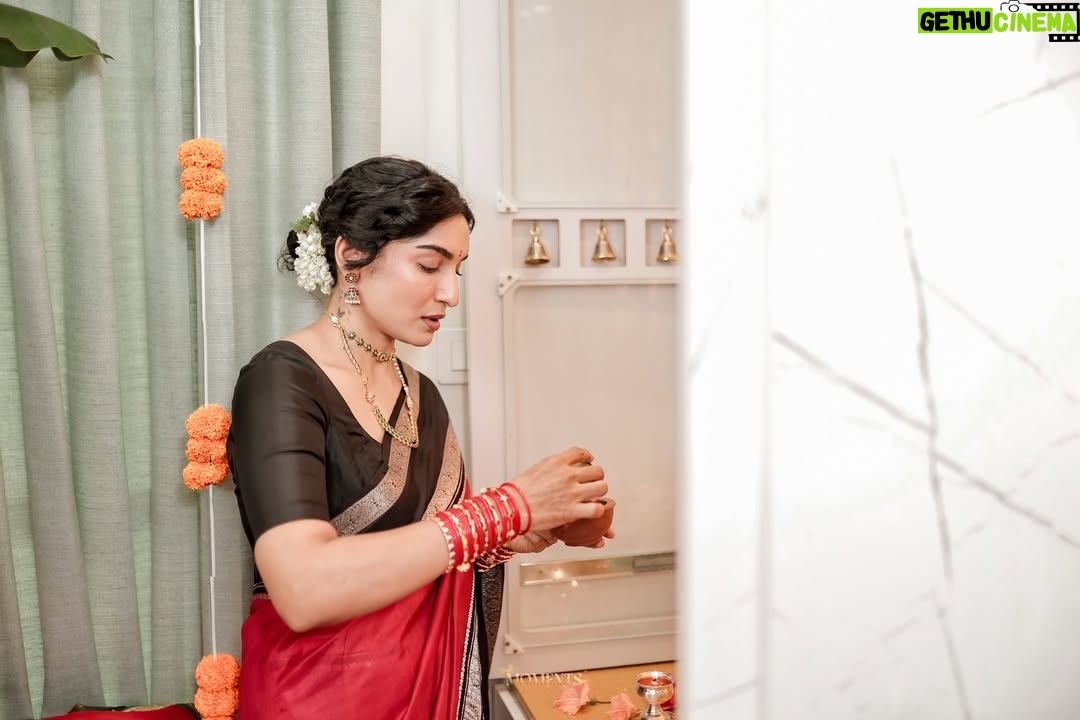 Krishi Thapanda - 70.4K Likes - 🧿🌸❤️

Saree: ಅಮ್ಮ’s first saree (40 yrs old saree)
Blouse: @rishi_designs11 
Jewellery: @theamethyststore 
Pc: @momentsbyraghavstudios @raghavstudios