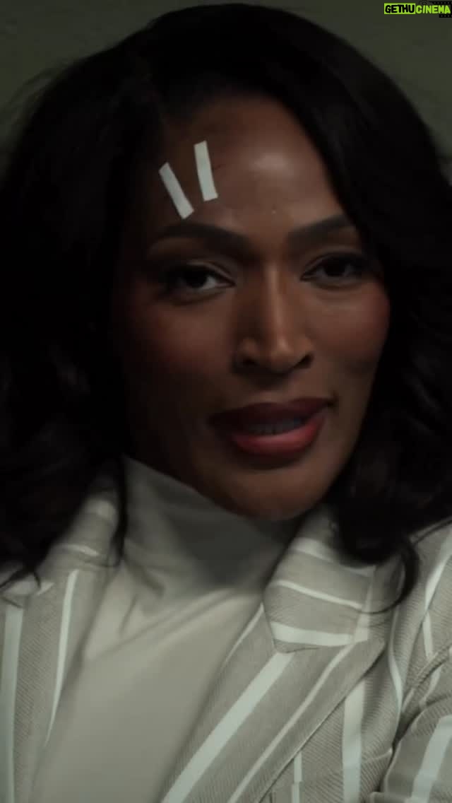 Kron Moore - 272 Likes - Next Tuesday 9/8c is about to be 🔥🔥🔥🎬🎞🍿

Tyler Perry’s The Oval is BACK and the drama is UNMATCHED!

Set your reminders   stream on BET & BET  this weekend! 

Don't forget to tune in next TUES on BET at 9/8c! 
Oval Family let’s run it UP! 💥📺

#TheOvalOnBET