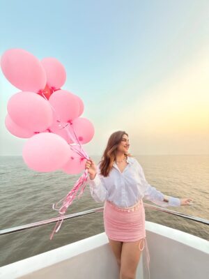 Krupal Akhanii Instagram - On Wednesdays we wear pink and go for Yatch parties 🛥️💗🌟🎀👙💋💄 @trysugar 

Skirt : @newme.asia 
Product Id : 6621827

[ party , yatch , yatch party , water baby, pink , theme, lips , lipstick, fashion, beach fashion, beauty , beauty products, photo, baloons , clear sky , summer ]

#photooftheday #photography #fashion #luxury #yatchlife