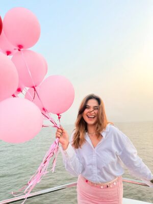 Krupal Akhanii Instagram - On Wednesdays we wear pink and go for Yatch parties 🛥️💗🌟🎀👙💋💄 @trysugar 

Skirt : @newme.asia 
Product Id : 6621827

[ party , yatch , yatch party , water baby, pink , theme, lips , lipstick, fashion, beach fashion, beauty , beauty products, photo, baloons , clear sky , summer ]

#photooftheday #photography #fashion #luxury #yatchlife