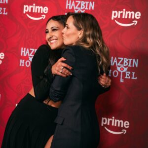 Krystina Alabado Instagram - Hazbin Hotel Season 2 Premiere 💫
Most insane night of my life tbh and could not have done it without my amazing cast of the nicest hot people ever and of course our fearless leader @vivziebizzie for bringing us all along on this crazy ride we love you so much Viv 🥹 and special shoutout to @samhaftmusic and Andrew Underberg for writing the most kick ass song I've ever sung (can't wait for you all to hear it 🍒🐍❤️)
Hazbin Hotel Live on Broadway premiering on @primevideo soon and Season Two starts dropping Oct 29!!!!
Red Carpet Styling by the amazing @juliannaalabado in this killer @normakamali set thank you so much!
Hair @coreytuttlehair
Makeup @miavm
Party Nails @natsume_artz_
Slides 6 and 8 Photos by Bruce Glikas @bruglikas 🫶🏽