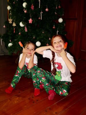 La Joaqui Instagram - NAVIDAD EN FAMILIA ❤️ y les deseamos unas felices fiestas con toda la gente que aman y compartan una linda noche 🎅