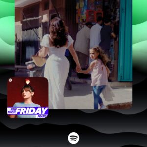 La Zarra Instagram - Aujourd’hui j’ai comme une envie dans le cœur 🎶 MERCI!!!!
Wow, wow, wow. Voir ma tête affichée en grand à @cityofto c’est irréel. 

Immense gratitude envers @spotifycanada pour cette mise en lumière, et envers @warnermusiccanada pour l’accompagnement sur ce projet. Du Canada à la France, quelle joie d’être ajoutée à toutes ces belles playlists. Reconnaissance infinie à @spotifyfrance et à @spotifycanada pour votre soutien depuis le début de ma carrière. Je suis extrêmement touchée. Retrouvez-moi sur toutes ces belles playlists. 💫

Carrousel Alert 🤓
Crédit photo:
@ericlamothe.ca 
Makeup: @misslala_makeup
Edit : @karaskevich.retoucher
